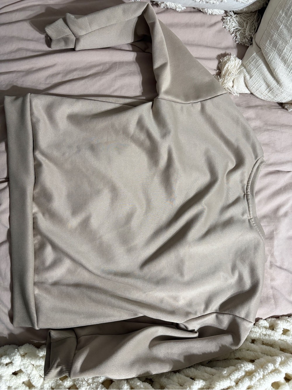 SHEIN Beige Crewneck Pullover - Picture 3 of 4